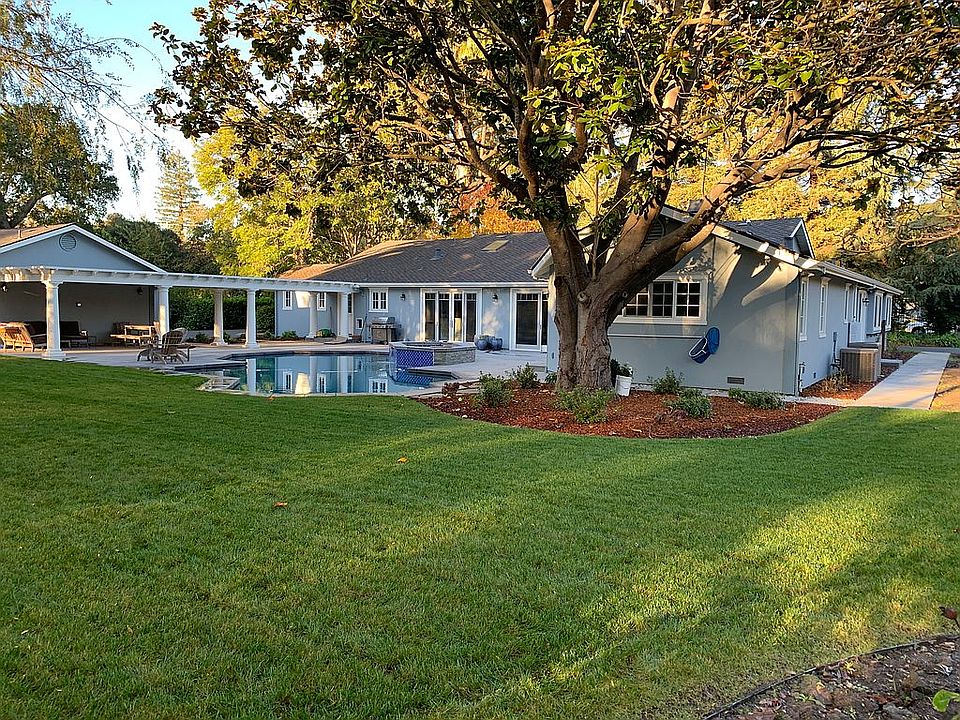 2nd image of 150 Encinal Ave