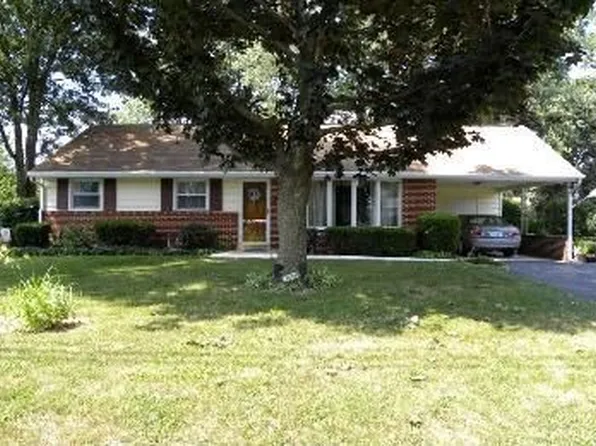 6431 Jeanette Dr, East Petersburg, PA 17520