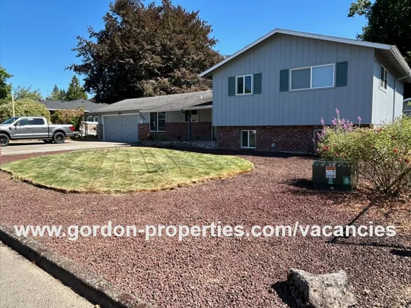 6788 SE Molt St, Milwaukie, OR 97267