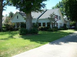 2014 Rosedown Dr, Lake Charles, LA 70605