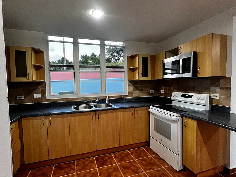 M1 Condominio La Vis — Photo 18