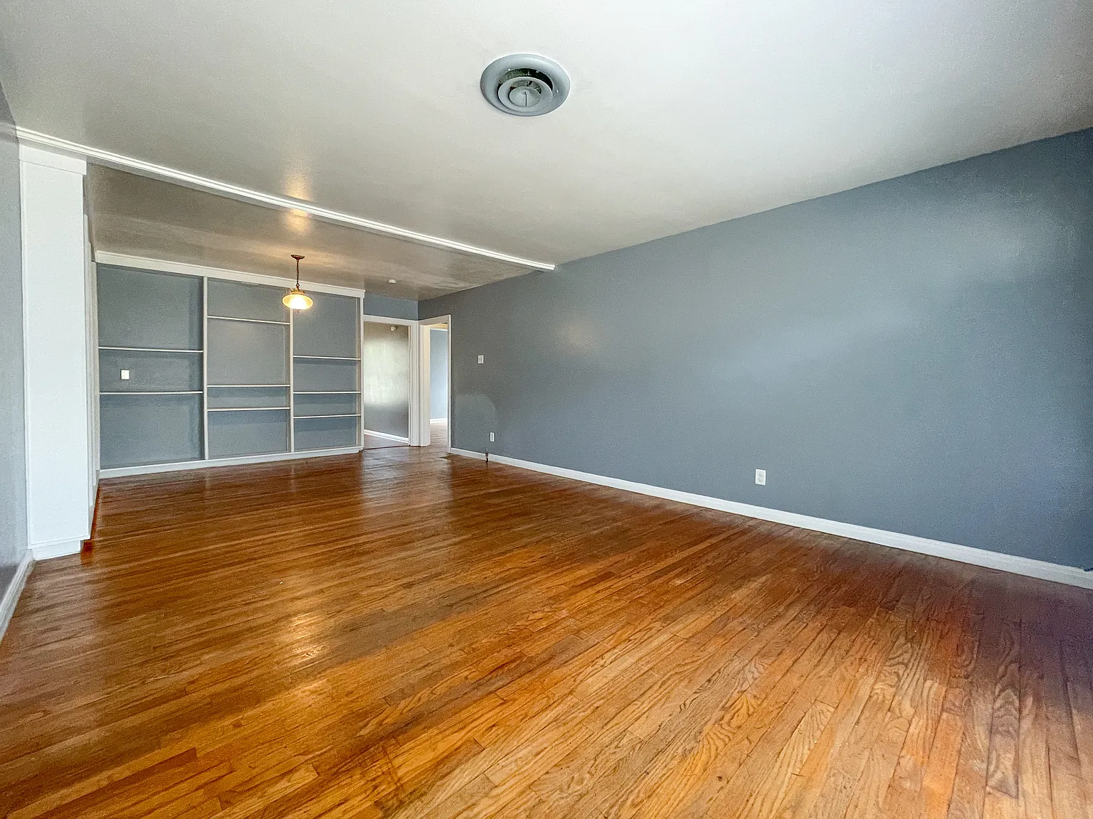 2 bed, 974 sqft, $1,150 — Photo 3