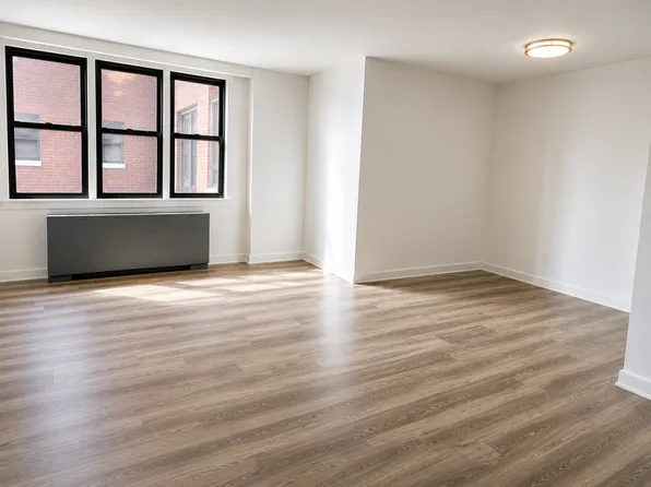 (undisclosed Address), Flushing, NY 11355