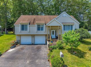 34 Hilltop Dr #34, North Windham, CT 06256