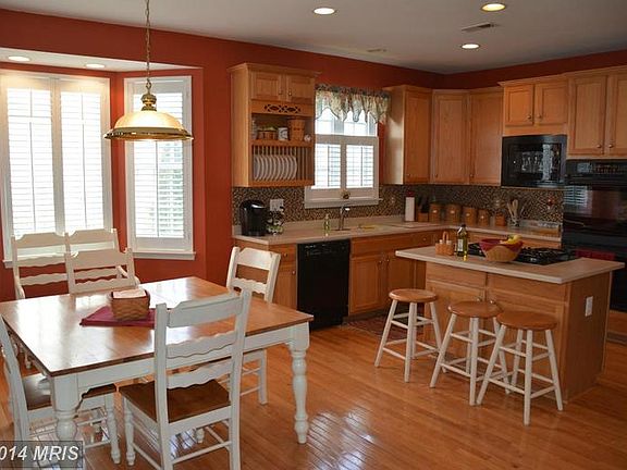 2nd image of 7952 Sequoia Park Way