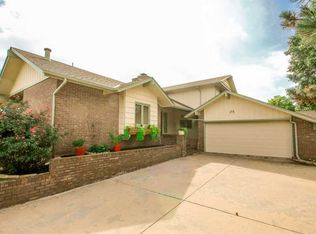 2156 S Linden Ct, Wichita, KS 67207