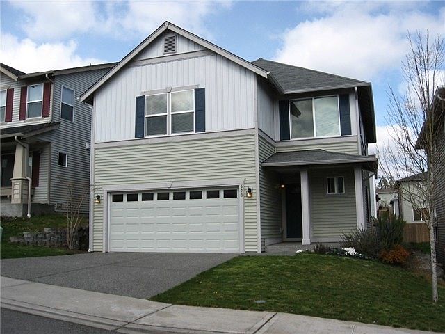 1st image of 573 NW Stendahl Ct