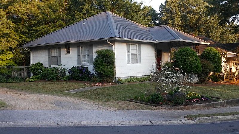 Front/North side of house