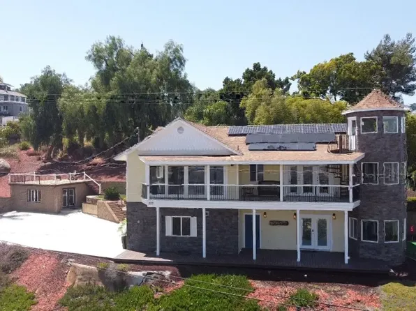205 Highline Trl, El Cajon, CA 92021
