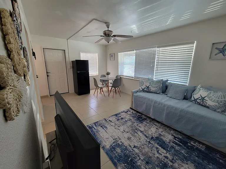 13733 Gulf Blvd #2 — Photo 2