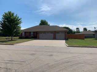 604 S Ashton Ave, Republic, MO 65738