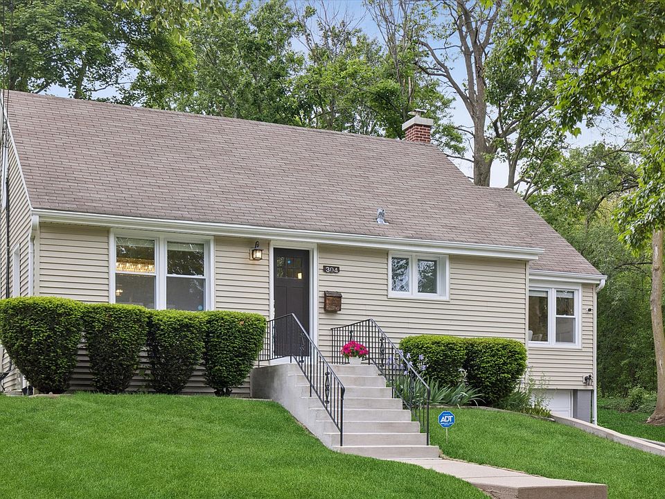 1st image of 304 Bryant Ave