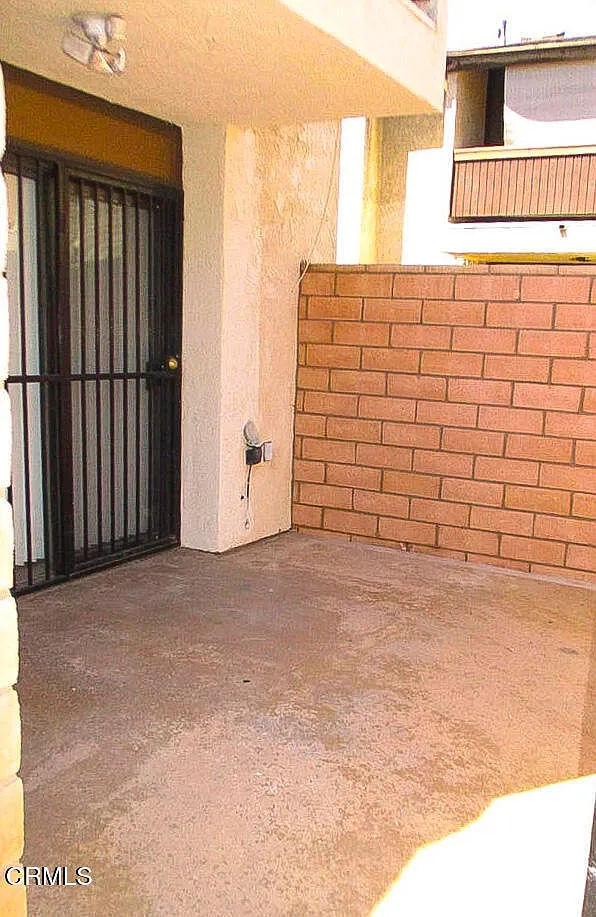 3 bed, 1.5 bath, 1165 sqft, $3,200 — Photo 4