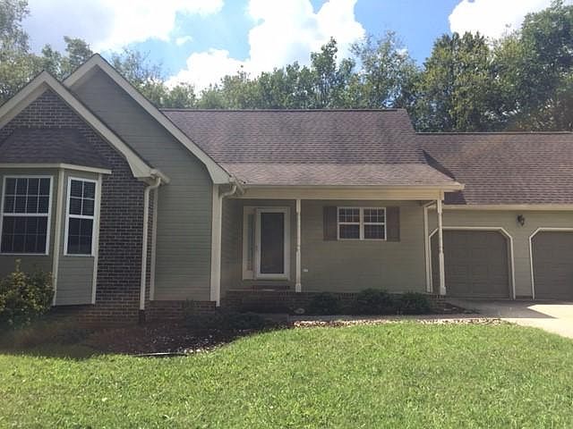 1st image of 122 Mill Creek Trl NE