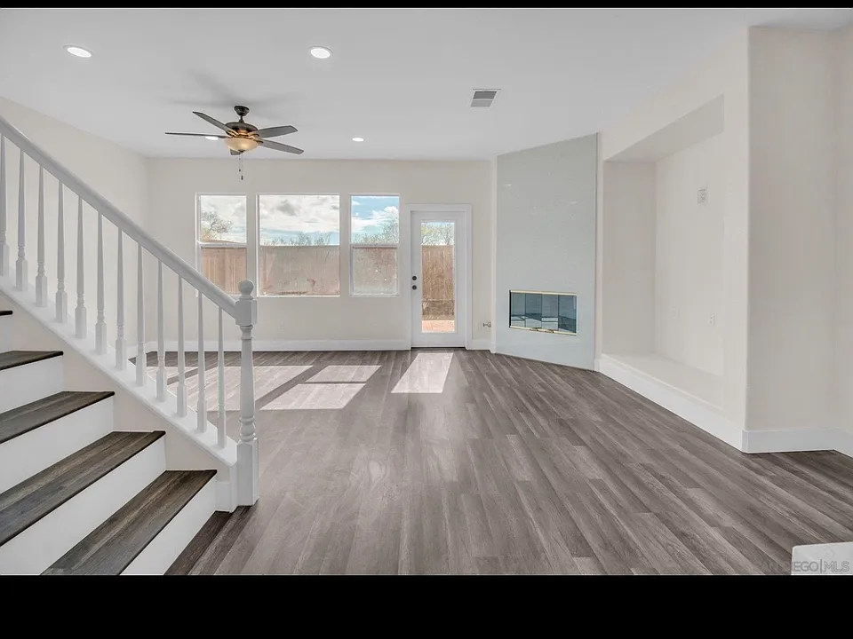 4434 Brisbane Way #3