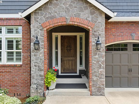 2nd image of 21818 Shannon Ln