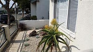 4th image of 1088 Vina Ave