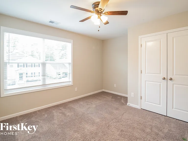 146 Clydesdale Cir — Photo 11