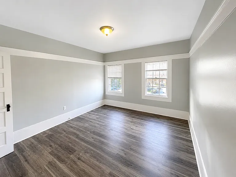 2346 Valdez St — Photo 2
