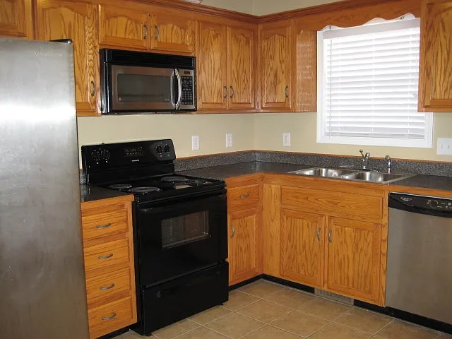 3713 Kendra Ct S — Photo 2