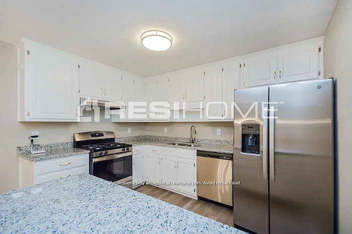 138 Floresta Dr — Photo 7