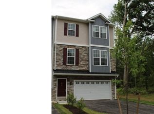 118 Peel Ln, Newark, DE 19702