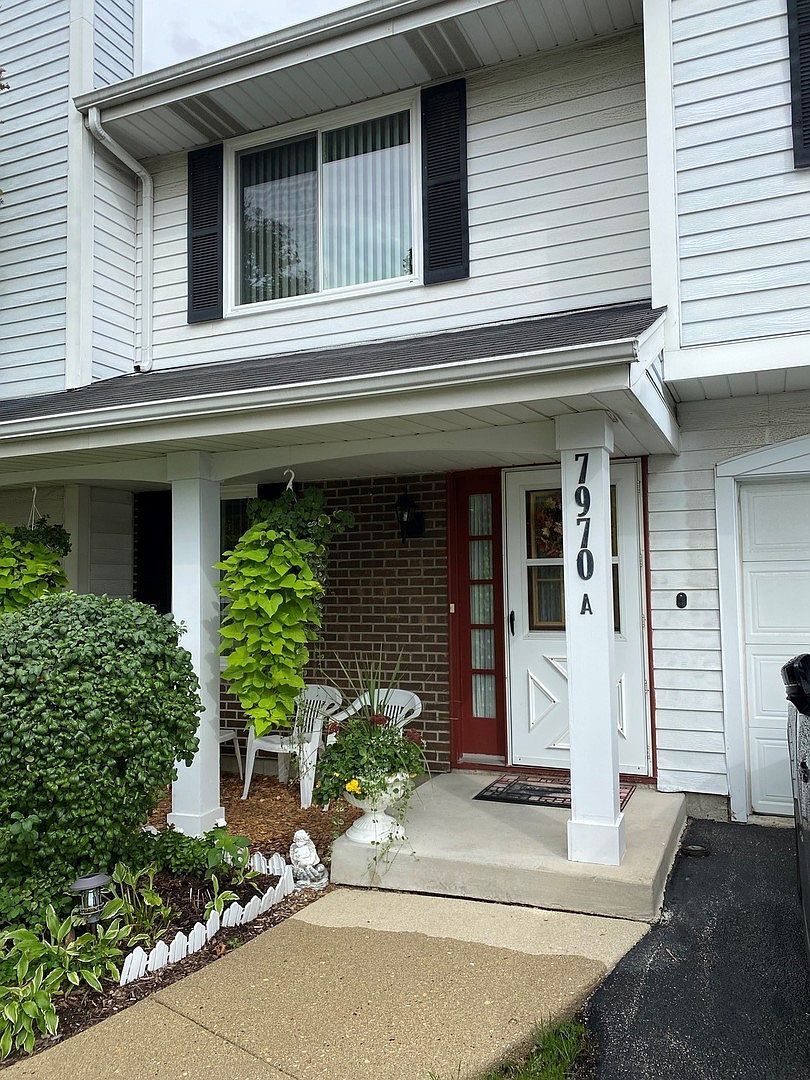7970B Knottingham Cir, Darien, IL 60561 Zillow