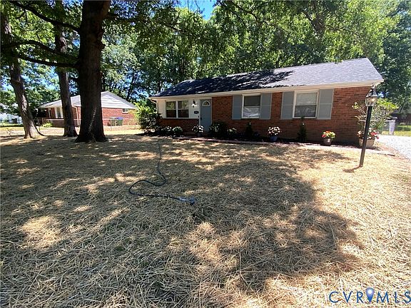 2nd image of 2113 Powell Rd