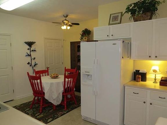 5th image of 1130 Periwinkle Dr #1130