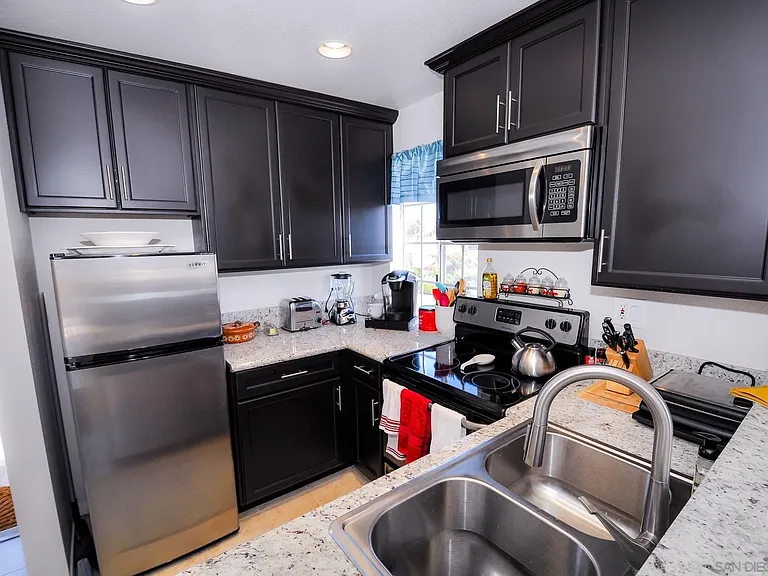 207 Elkwood Ave #14 — Photo 7