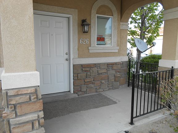 Covered front porch.