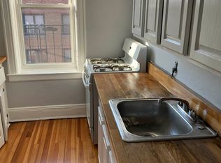 2805 37th St APT 4G, Astoria, NY 11103