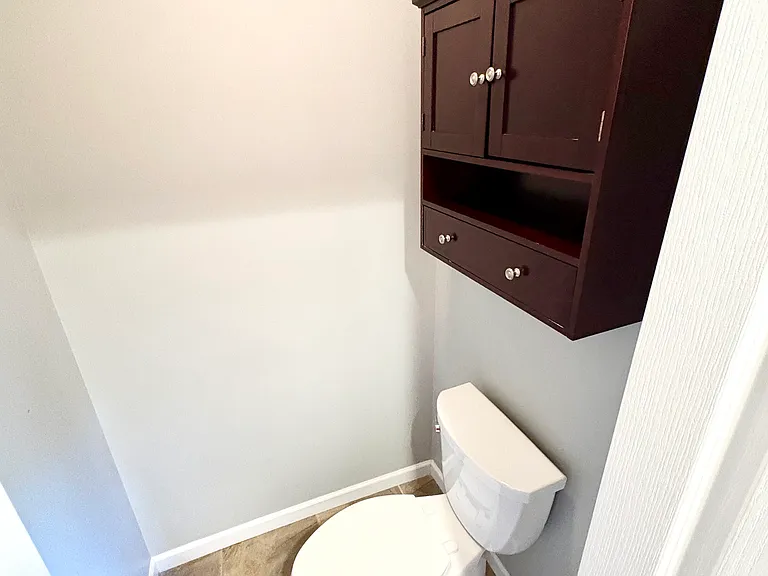 1233 Plymouth Ave — Photo 39
