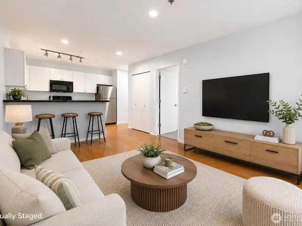 1323 Boren Avenue #206, Seattle, WA 98101