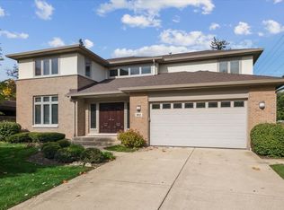 602 Warwick Rd, Deerfield, IL 60015