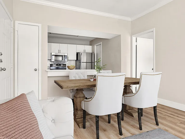 C235370 EnclaveAtBearCreek_VS Stills_1B1B DiningRoom