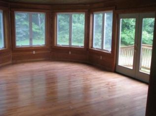 256 Gage Hill Rd, Hopkinton, NH 03229