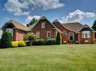 2005 Sycamore Creek Dr, Manakin Sabot, VA 23103