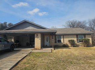 705 Rosedale Dr, Hewitt, TX 76643