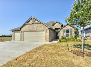 16105 Catalonia Pl, Oklahoma City, OK 73170