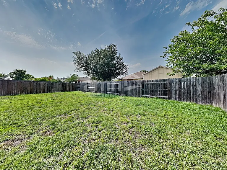 210 Phillips St — Photo 22