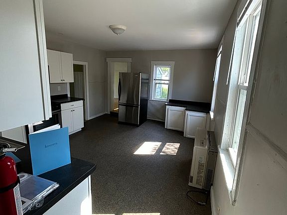 3rd image of 79 Chase St #B
