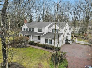 15 Donnybrook Dr, Demarest, NJ 07627