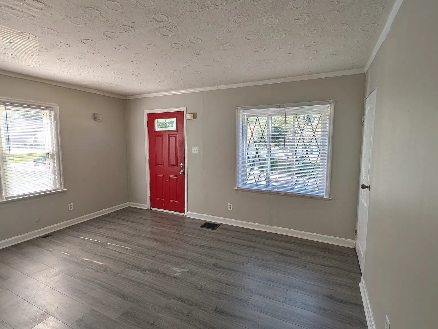 2 bed, 672 sqft, $1,150 — Photo 3