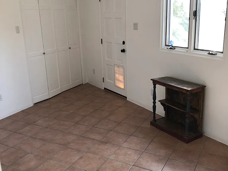 410 Graham Ave #A — Photo 7