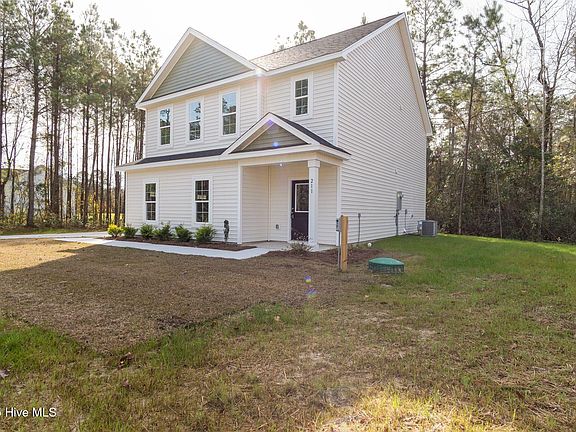 4th image of 211 Brighttown Road