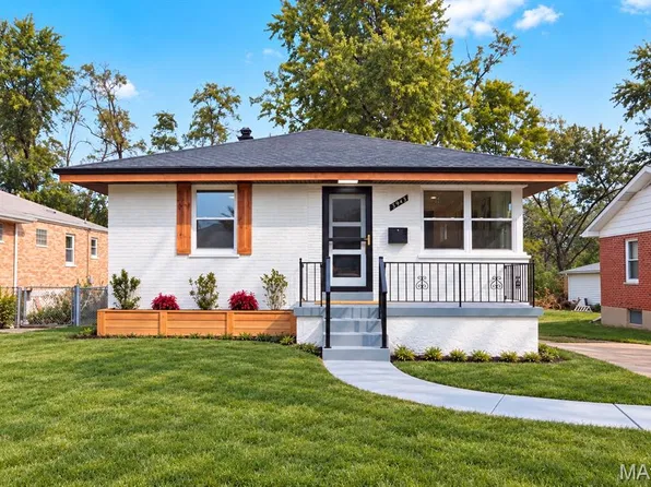 3943 E Dallas Ct, Saint Louis, MO 63125