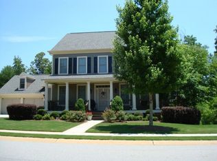 5880 Peacock Ln, Hoschton, GA 30548