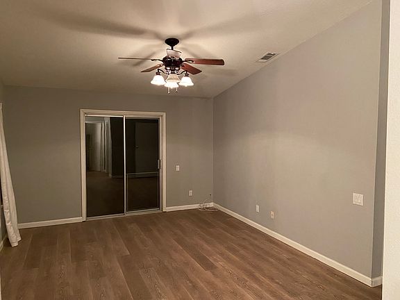 3rd image of 1307 Rice Ln