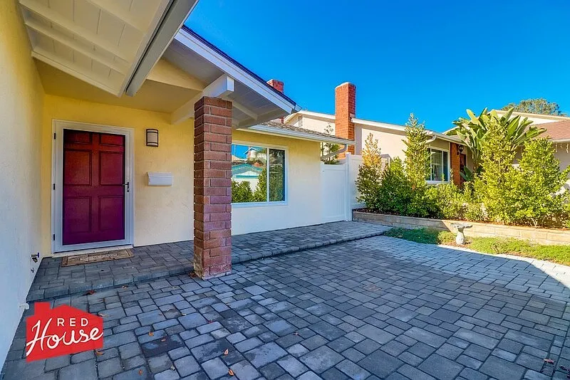 3 bed, 2.0 bath, 1596 sqft, $4,550 — Photo 4